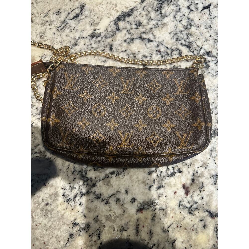 Louis Vuitton Pochette with Chain VGUC COA - Picture 6 of 10